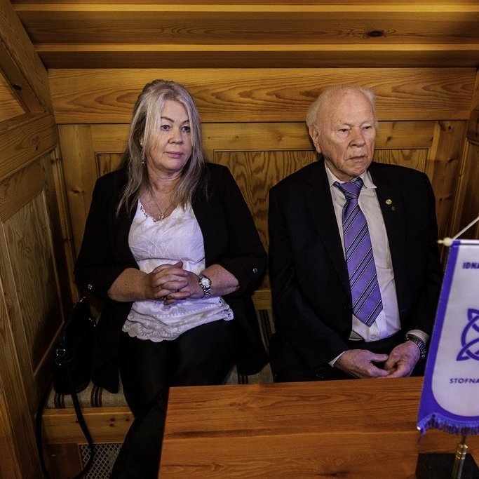 wimfrhaustf_231119_jsx1626