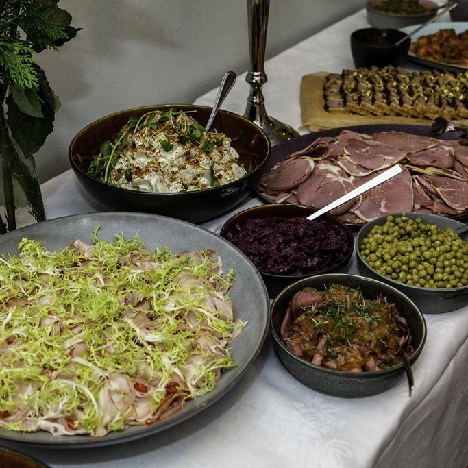 wimfrhaustf_231119_jsx1753