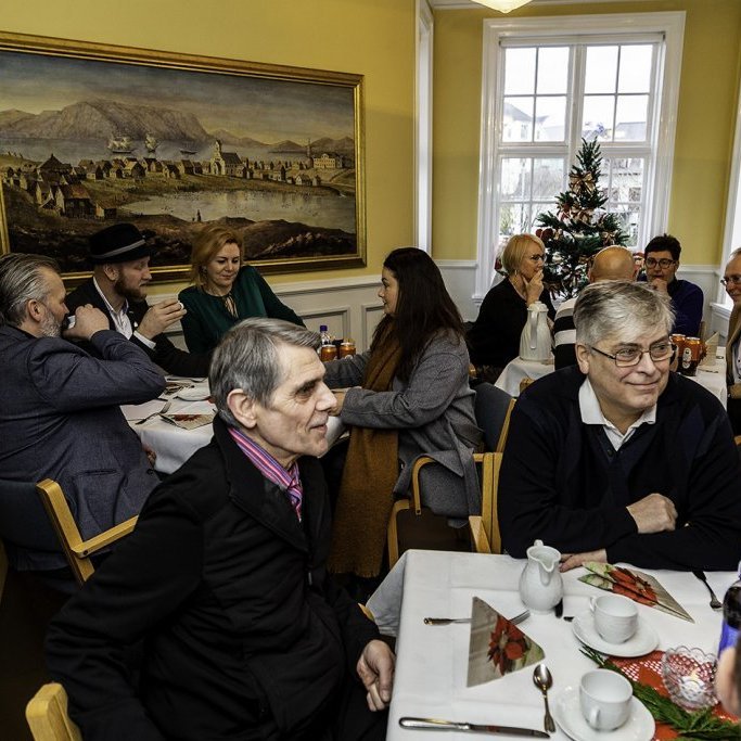 wimfrhaustf_231119_jsx1760