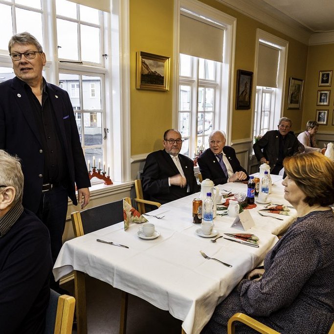 wimfrhaustf_231119_jsx1770