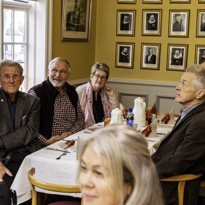 wimfrhaustf_231119_jsx1775