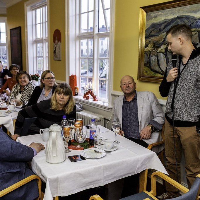 wimfrhaustf_231119_jsx1844