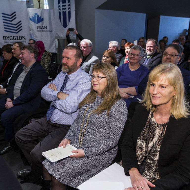 imfrnysv_030218_jsx6570