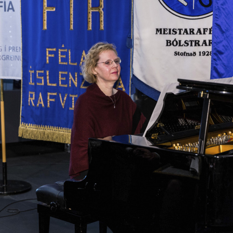 imfrnysv_030218_jsx6615