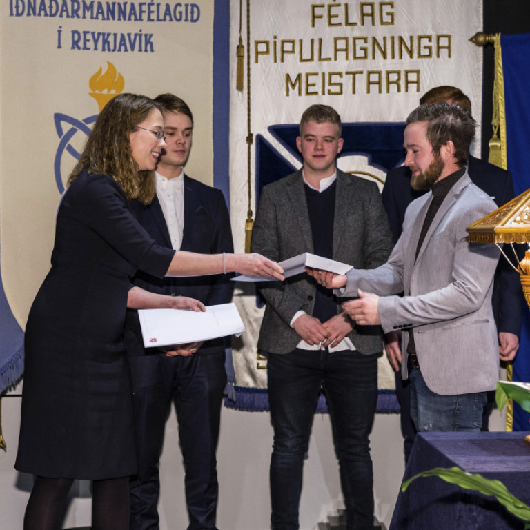 imfrnysv_030218_jsx6673