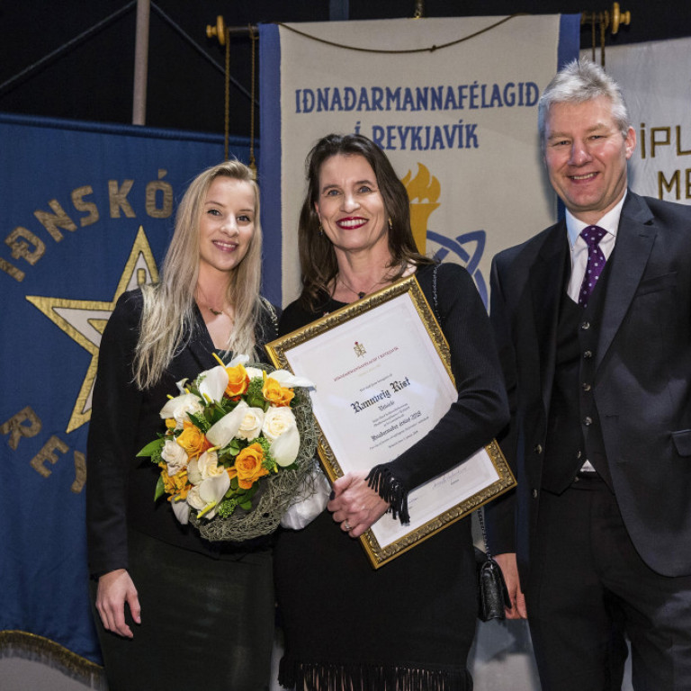 imfrnysv_030218_jsx6872