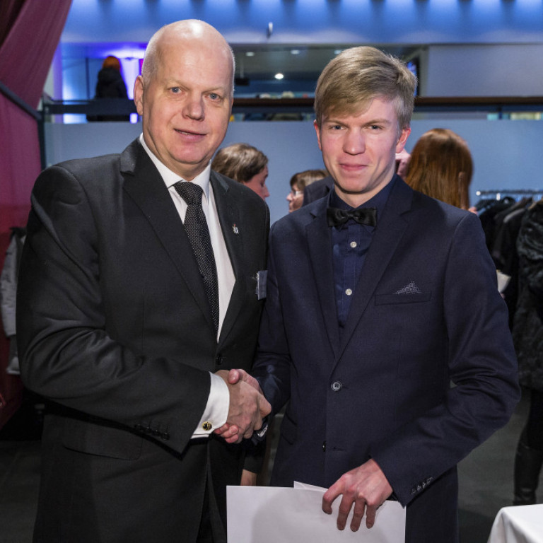 imfrnysv_030218_jsx6937