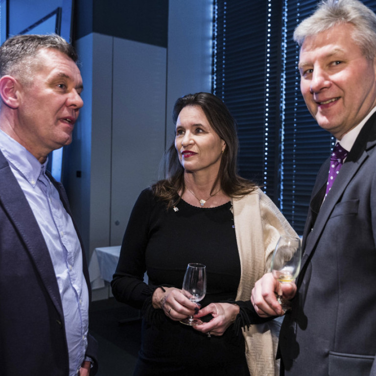 imfrnysv_030218_jsx7015