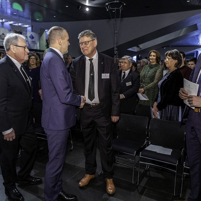 wimfr-nysveinar_080220_jsx1001