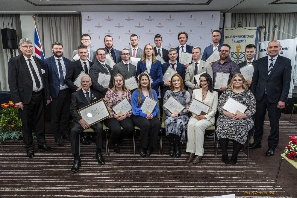 Nýsveinar, ráðherra, forseti o.fl.