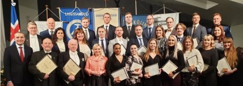 Verðlaunahafar, forseti, ráðherrar og fulltrúr IMFR